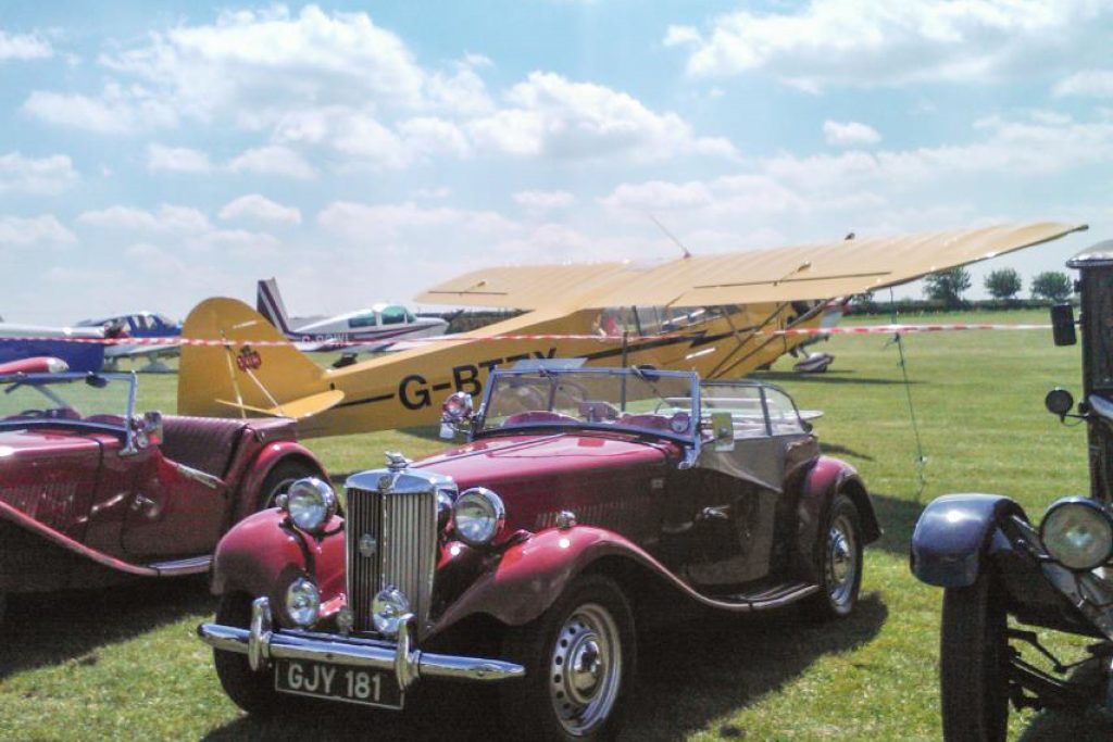 SUNDAY 29TH MAY CLASSIC WINGS & WHEELS EVENT AT BIDFORD GLIDING CLUB